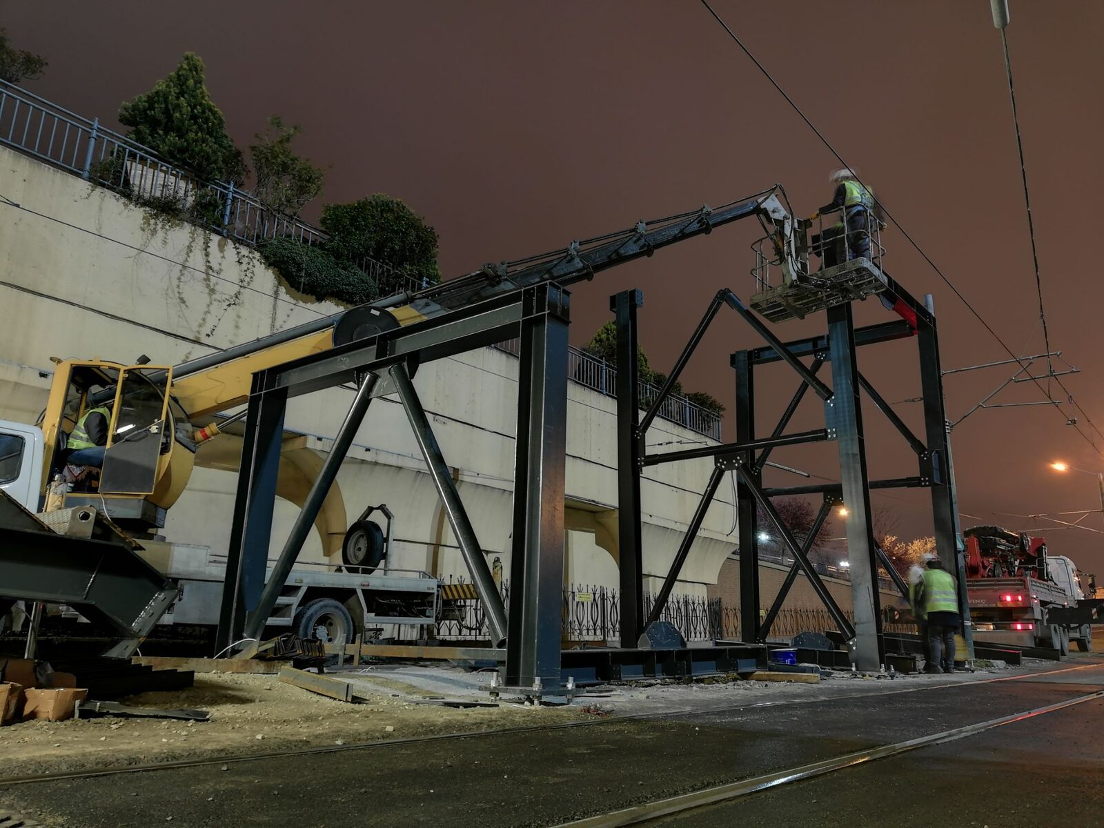 MSteel Mühendislik topkapi gece montaj
